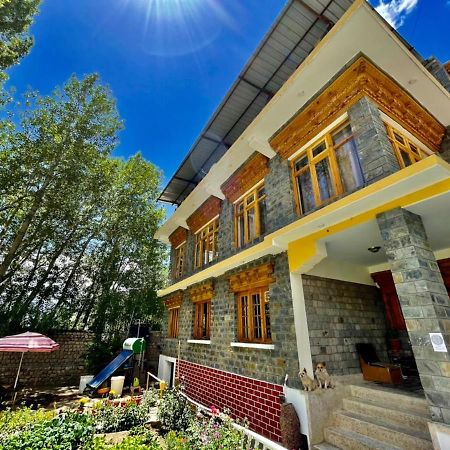 Hidden Leaf Homestay Leh Bagian luar foto